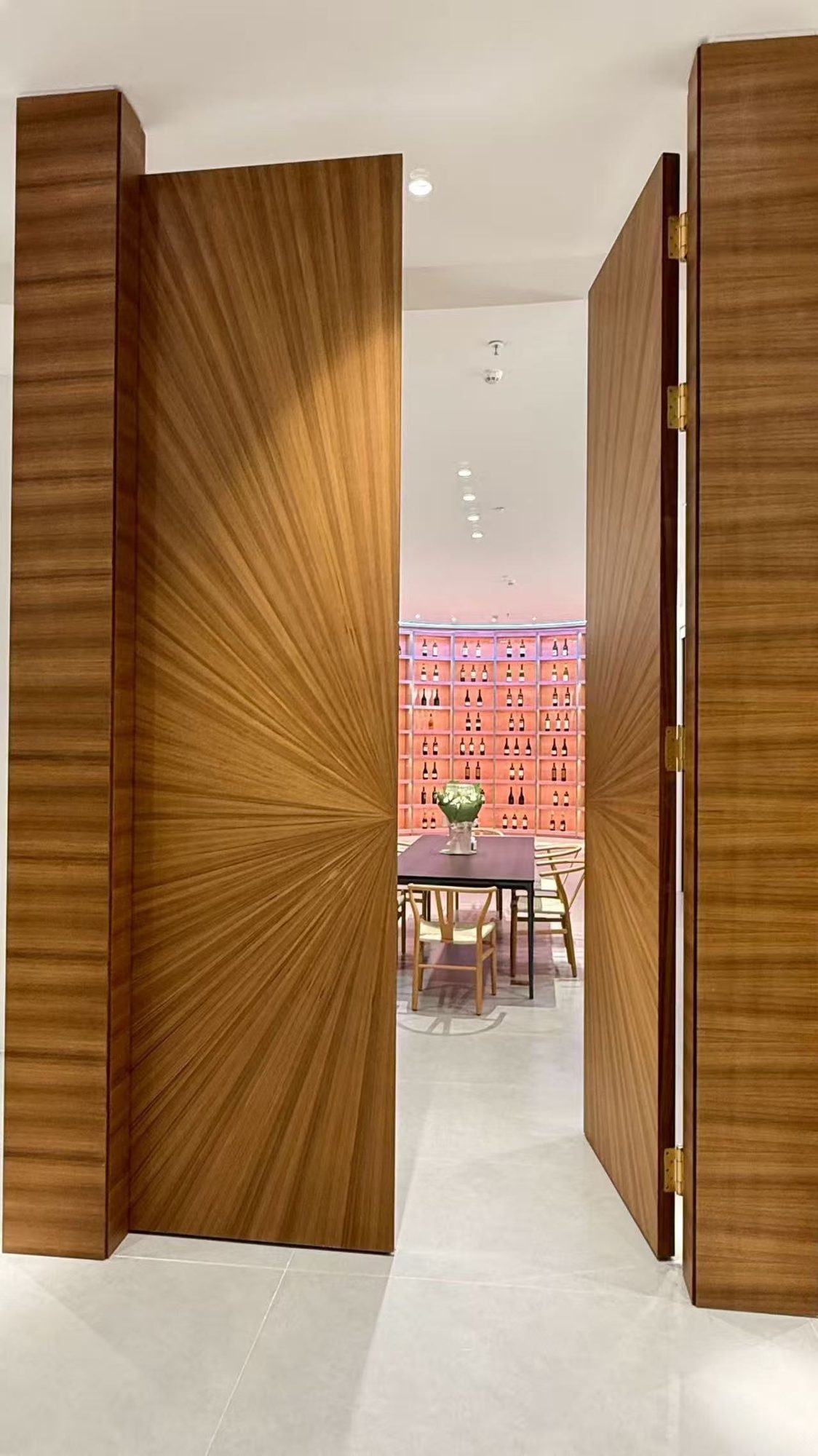 TENWELL showroom environment 04